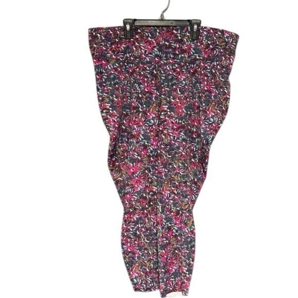 Lululemon Base Pace High Rise Electric‎ Floral Size 20 Yoga Leggings